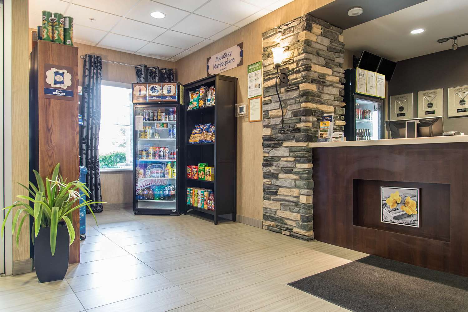 MainStay Suites Winnipeg Airport 7/39