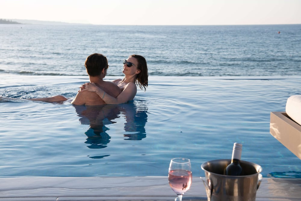 Alexander Beach Hotel & Village Resort 16/49