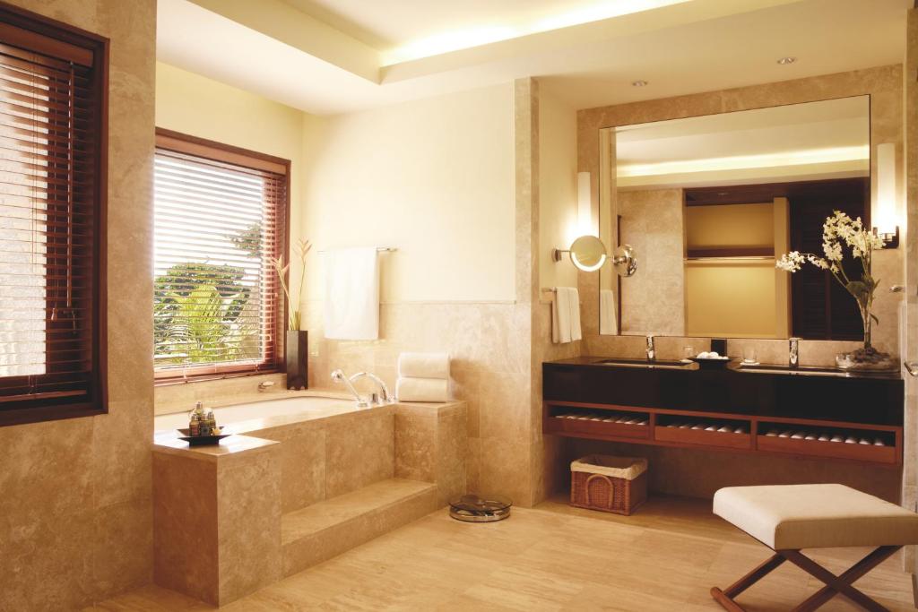 Junior Suite, Lagoon View