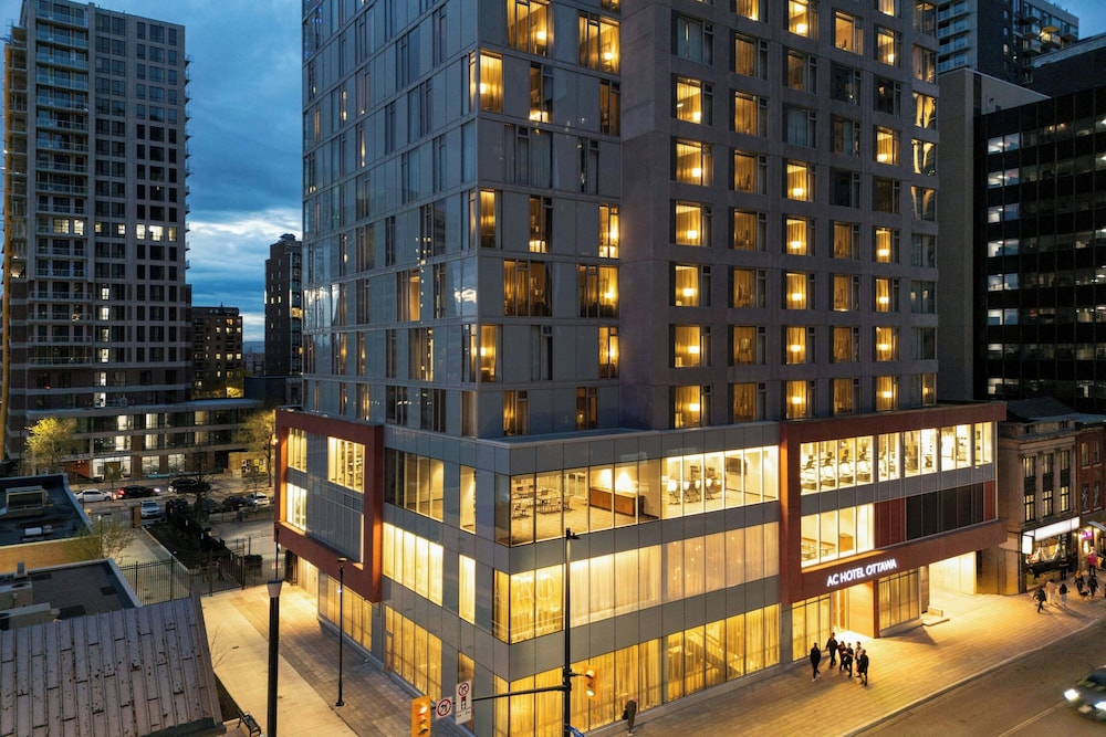 AC Hotel Ottawa Downtown 1/29