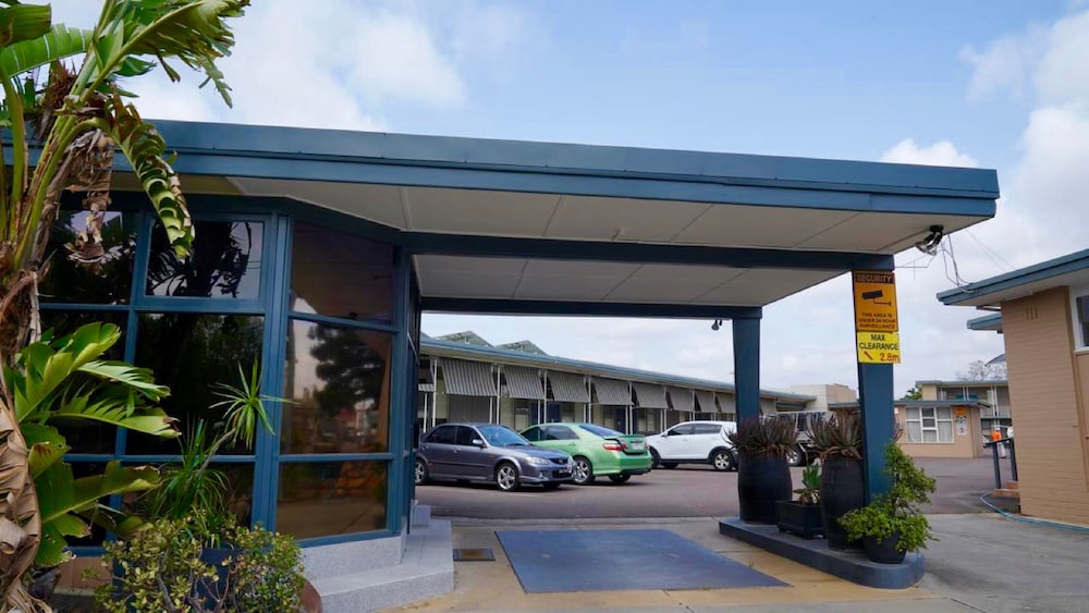 Country Motor Inn 5/36