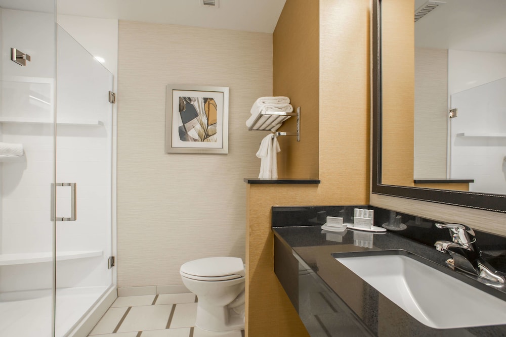 Fairfield Inn And Suites Waterloo Cedar Falls 9/34