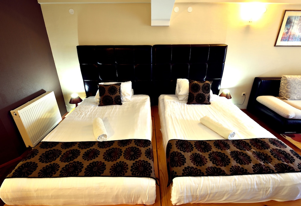 Aurora Resort Spa 15/76