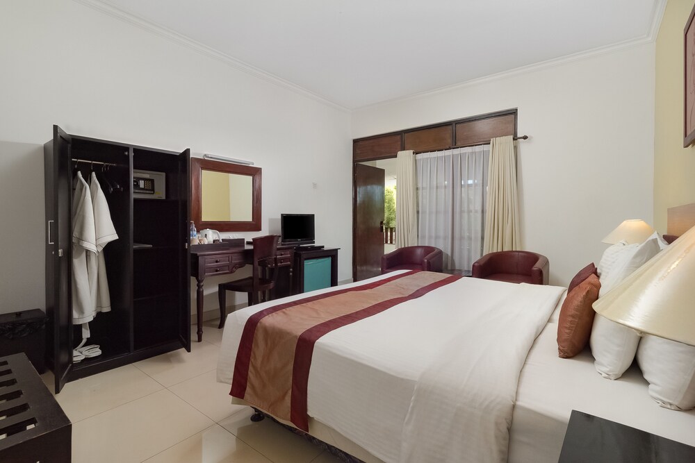 Sarinande Hotel 27/70