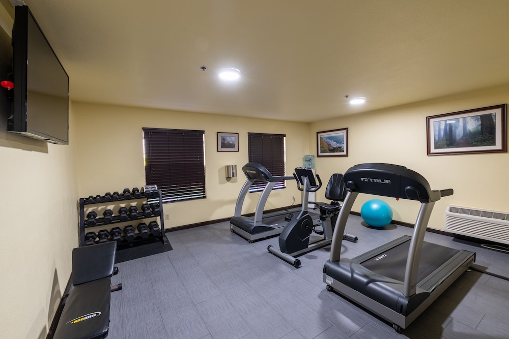 Quality Inn & Suites Crescent City Redwood Coast 28/52