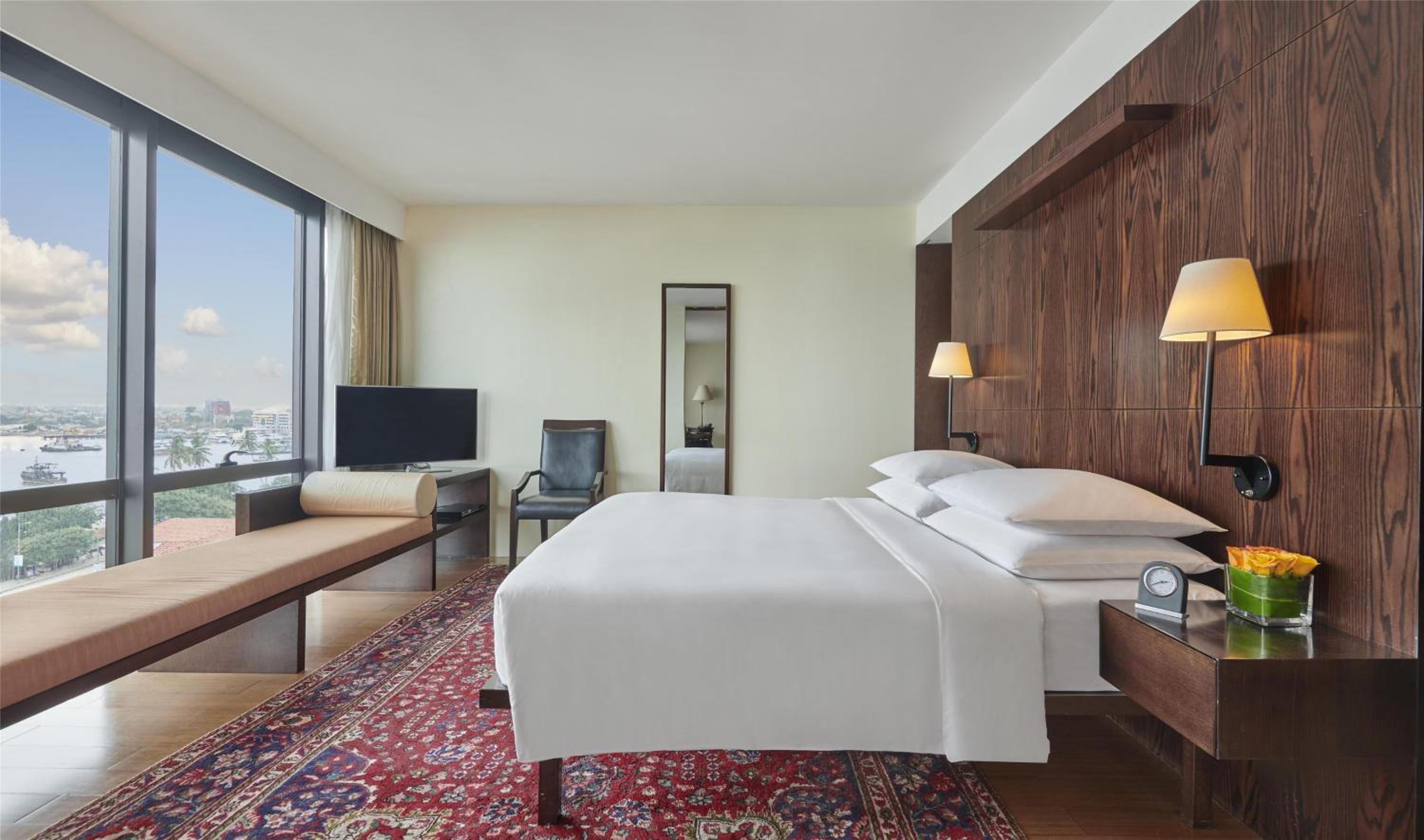 Executive, Suite, King Bed
