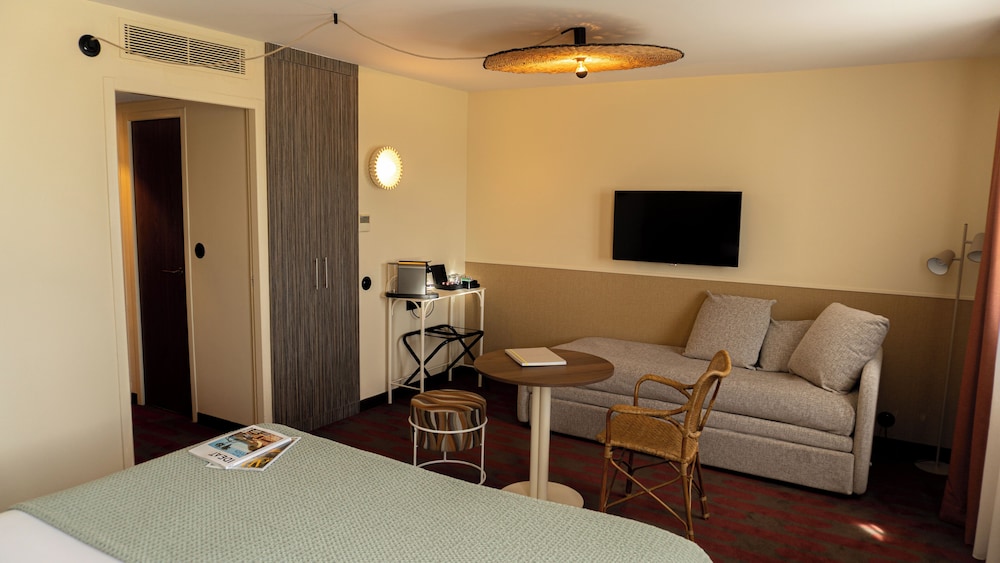 Hotel Atrium 45/68