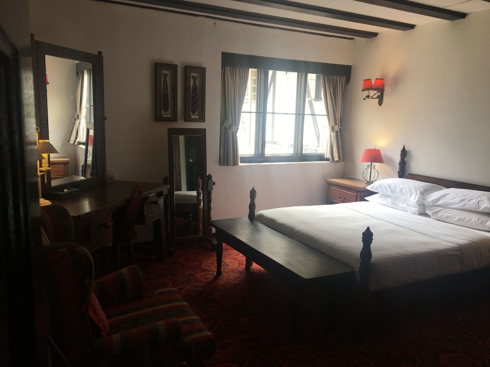 Family Suite, Double and Twin Beds