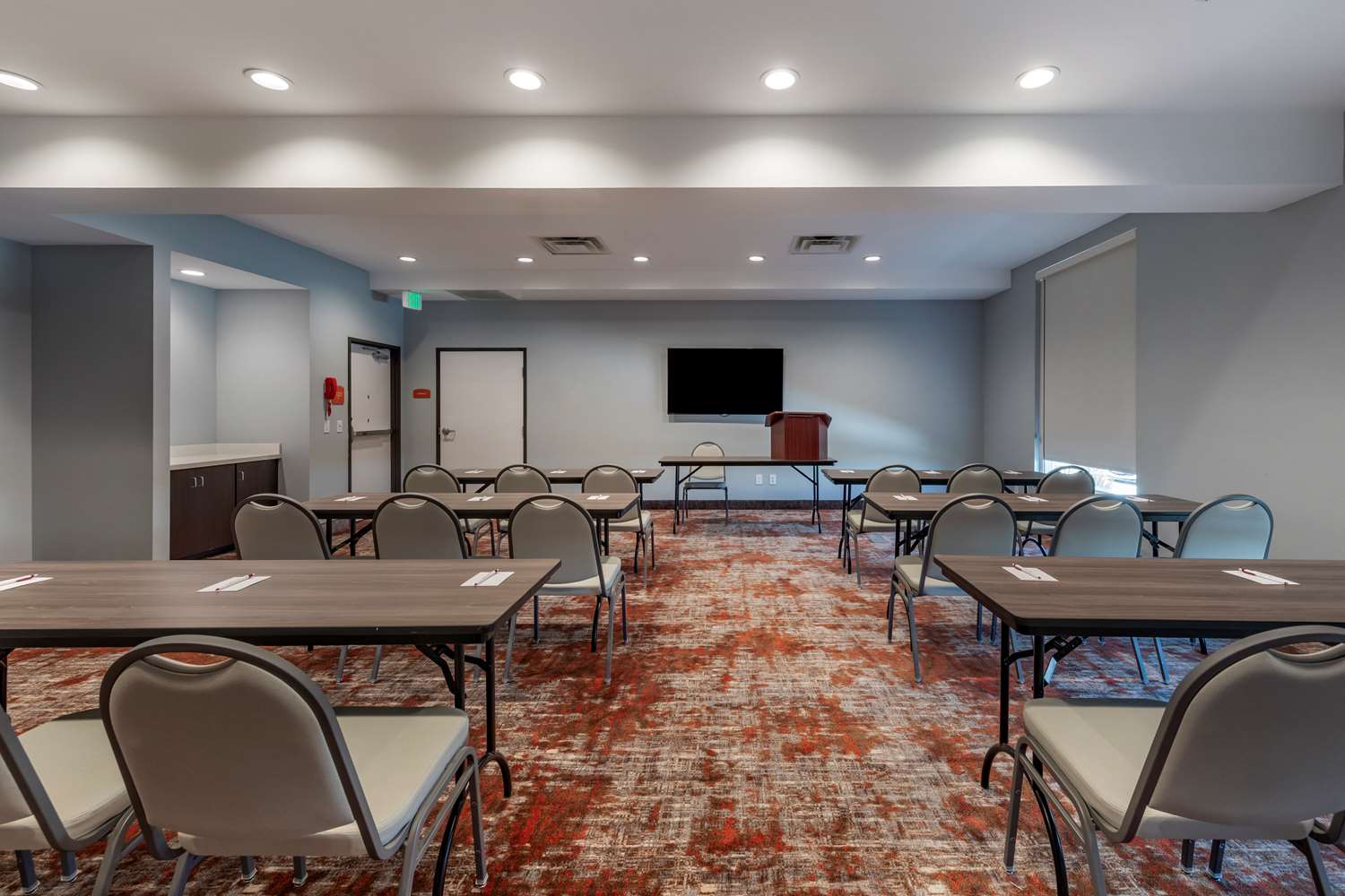 Best Western Plus Coachella Valley Inn & Suites 47/58