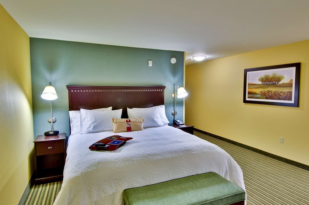 Hampton Inn And Suites Moreno Valley 15/63