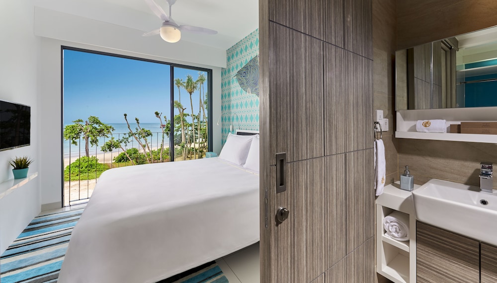 1 BEDROOM, SUITE, TWIN BEDS