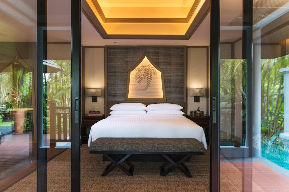 1 Bedroom, Villa, King Bed, Ocean Front, Private Pool