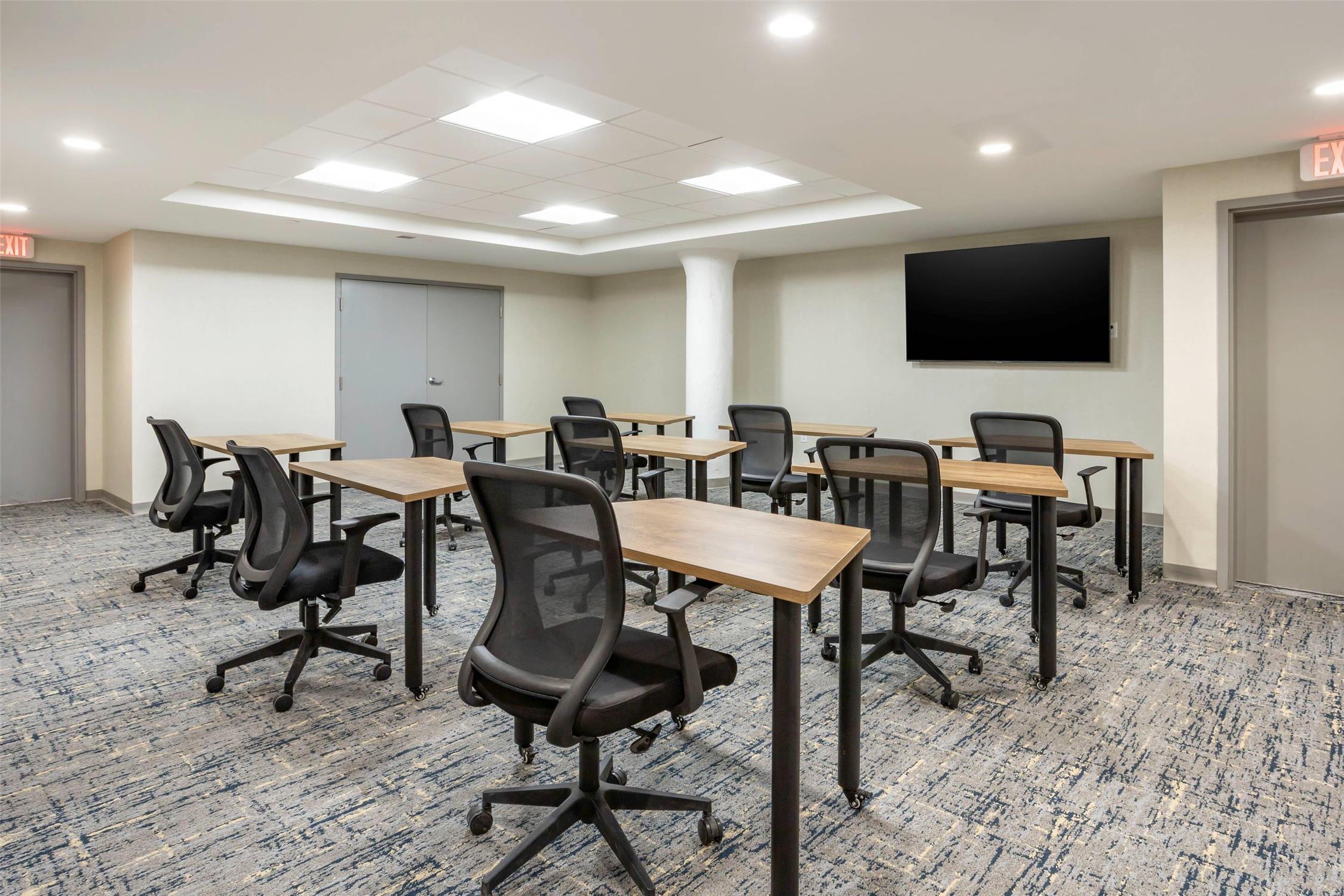 Four Points by Sheraton Newark Airport 22/30