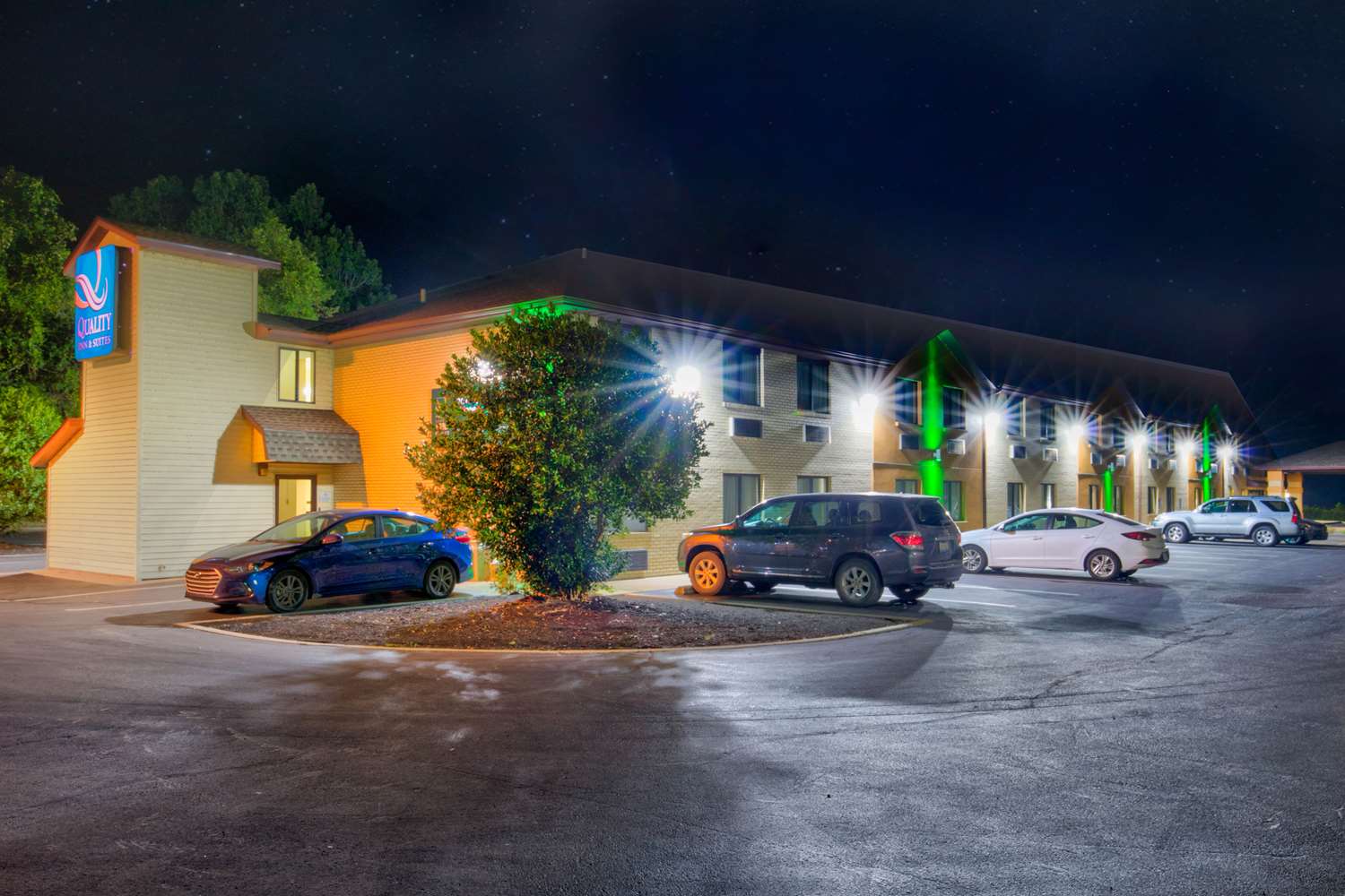 Quality Inn and Suites Metropolis I-24 23/25