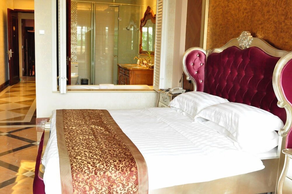 PALM BEACH RESORT AND SPA 21/48