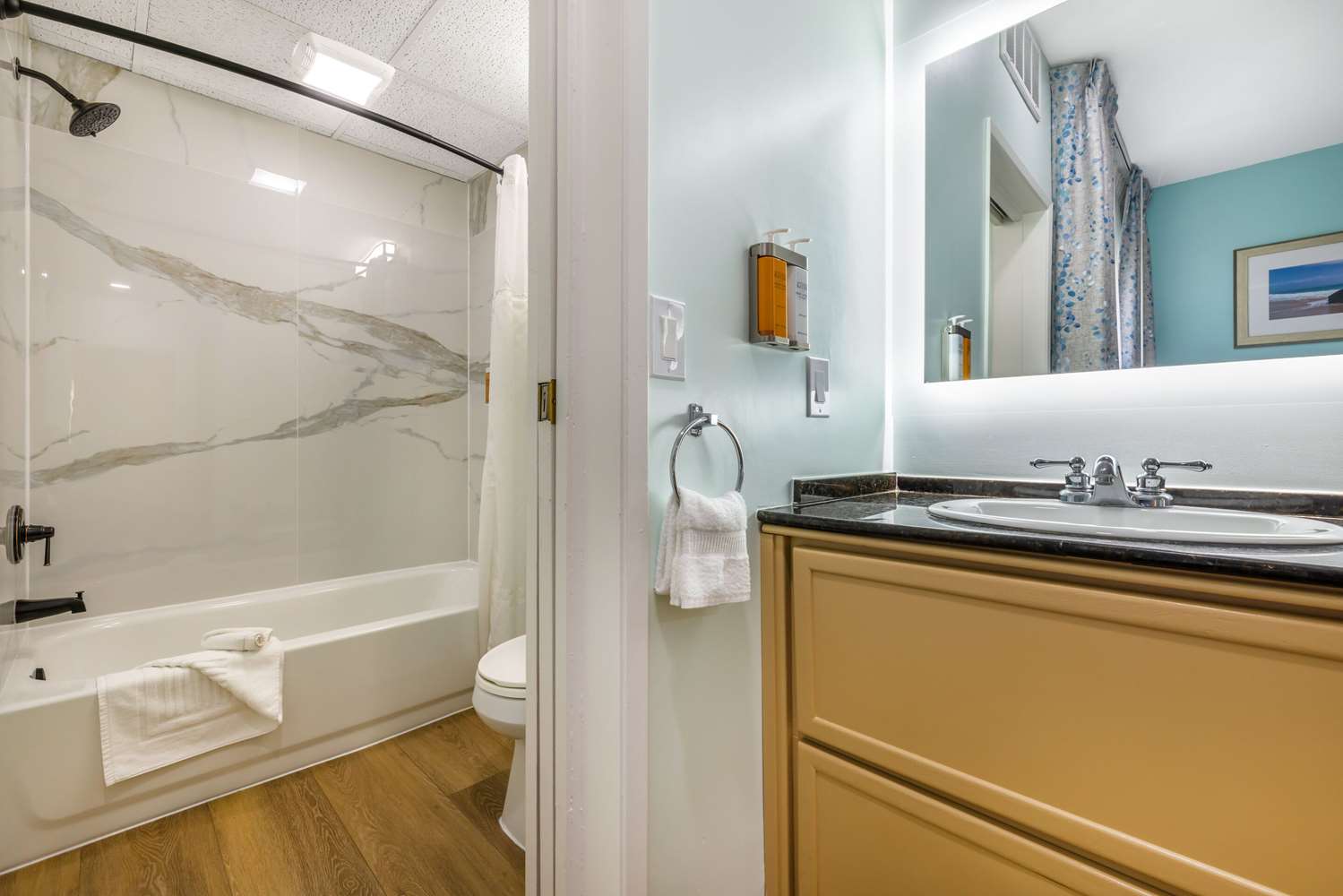 جناح بسريرين مزدوجين، Quality Suites Downtown San Luis Obispo CA 4/4