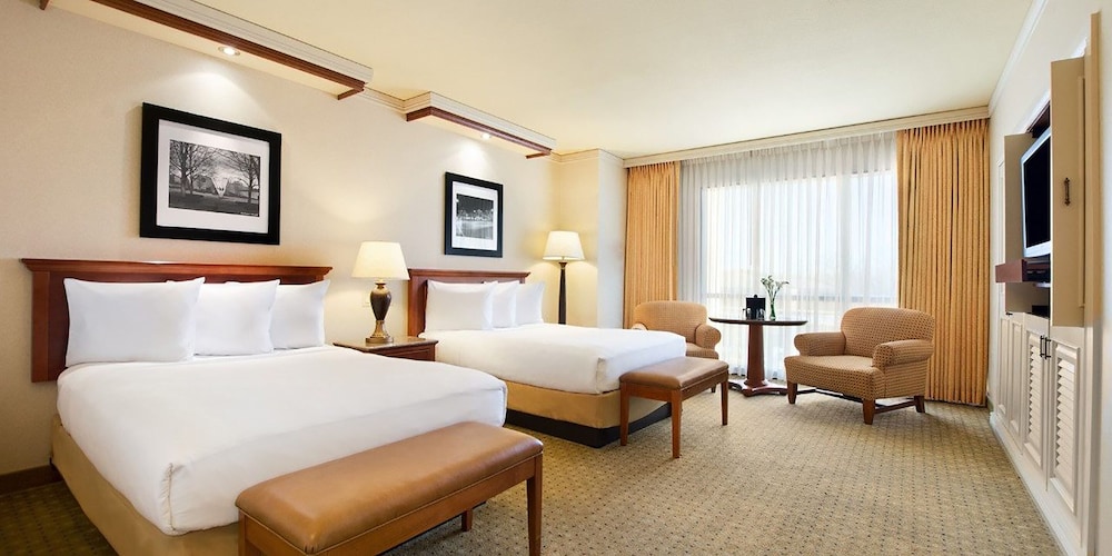 Harrah's Kansas City - A Caesars Rewards Destination 24/81