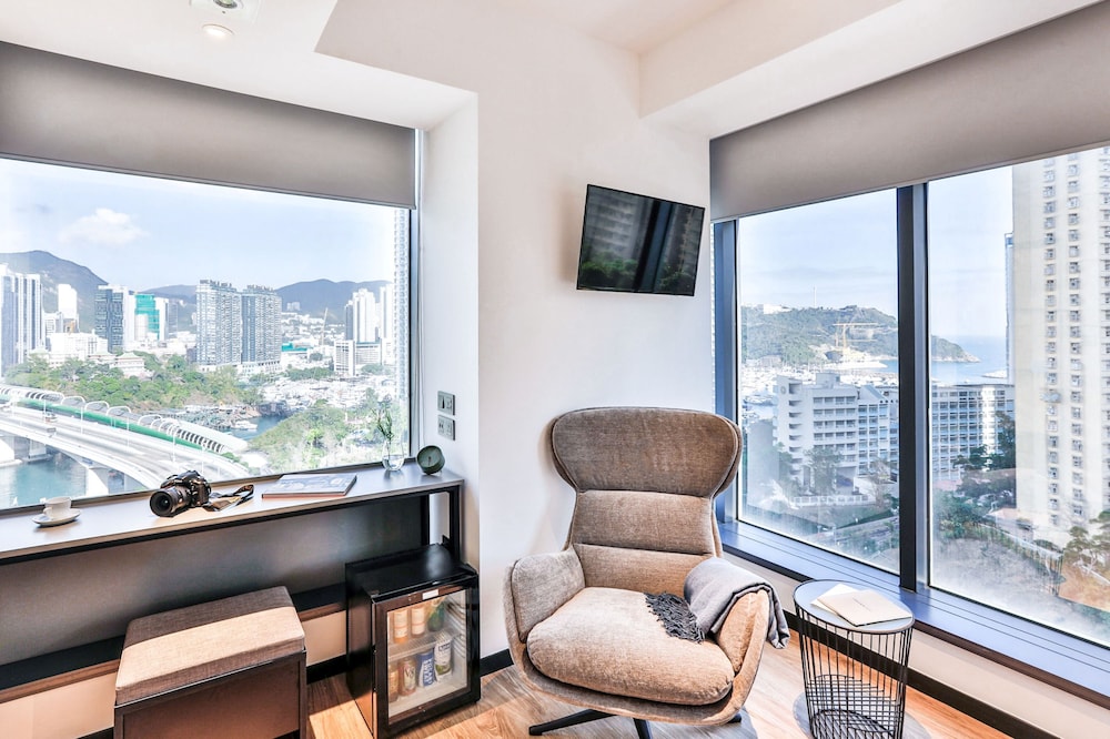 Urbanwood Ap Lei Chau 42/61