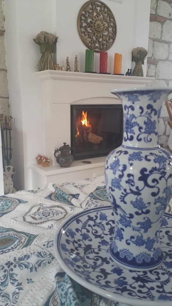 Kerme Ottoman Alacati 10/50