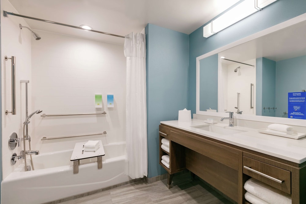 Home2 Suites by Hilton Norfolk Airport 9/29