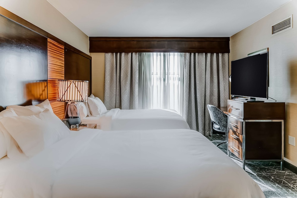 Embassy Suites Atlanta Kennesaw Town Center 16/61