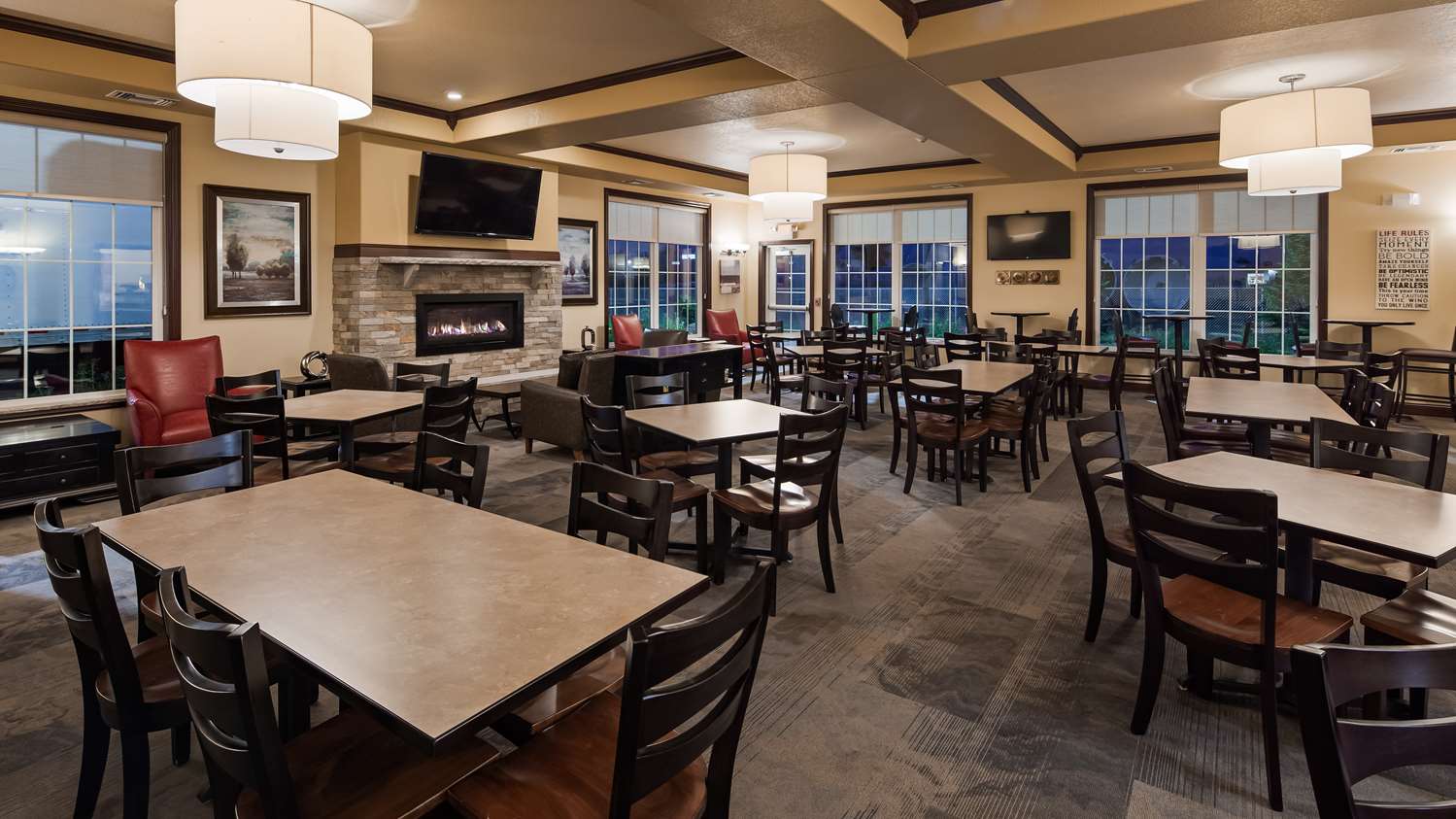 Best Western Plus Wausau-Rothschild Hotel 15/20