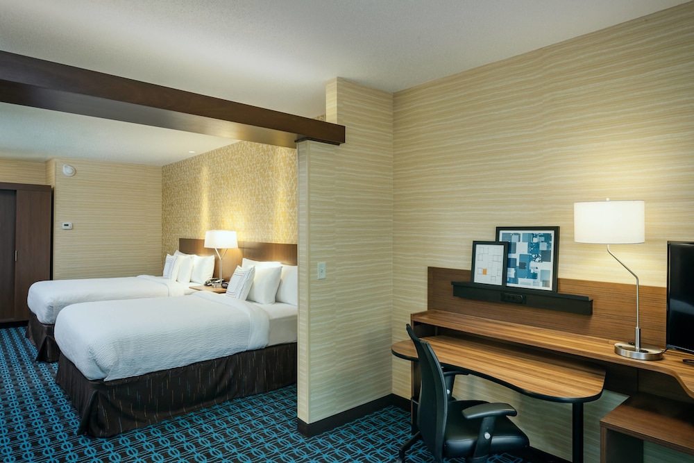 Fairfield Inn Suites Tacoma Dupont 12/33