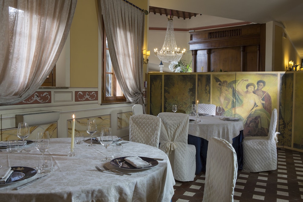restaurant-cafeteria