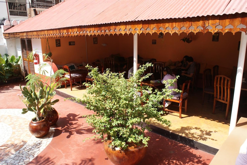 The Swahili House 9/65