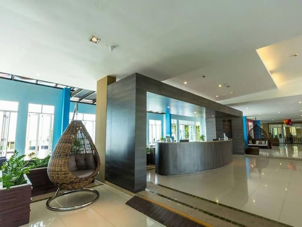 Royal Phala Cliff Beach Resort and Spa 6/50