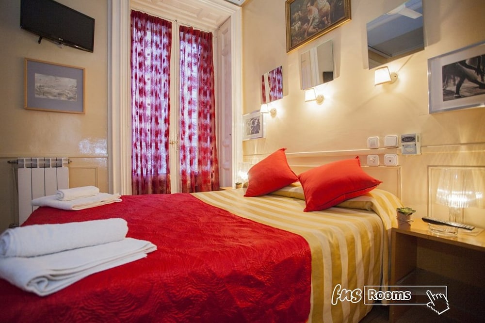 Hostal La Fontana 17/65