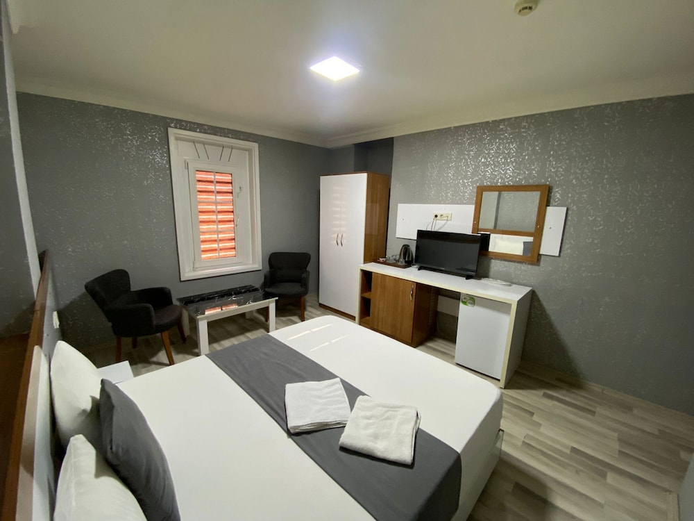 Airport Best Hotel 13/27