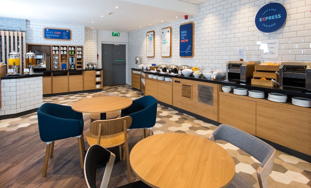 Holiday Inn Express Bristol City Centre 31/47