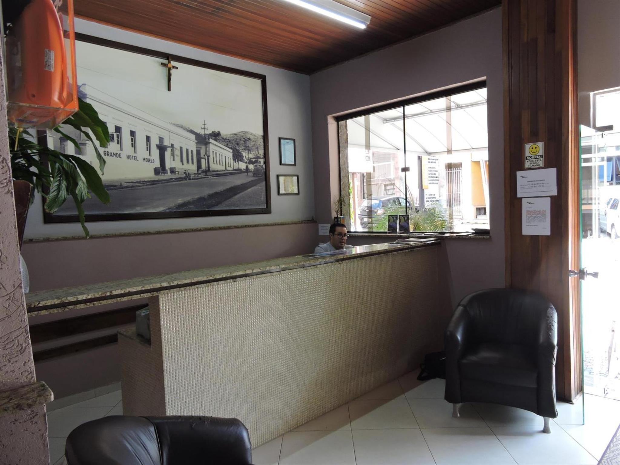 Hotel Modelo 3/50