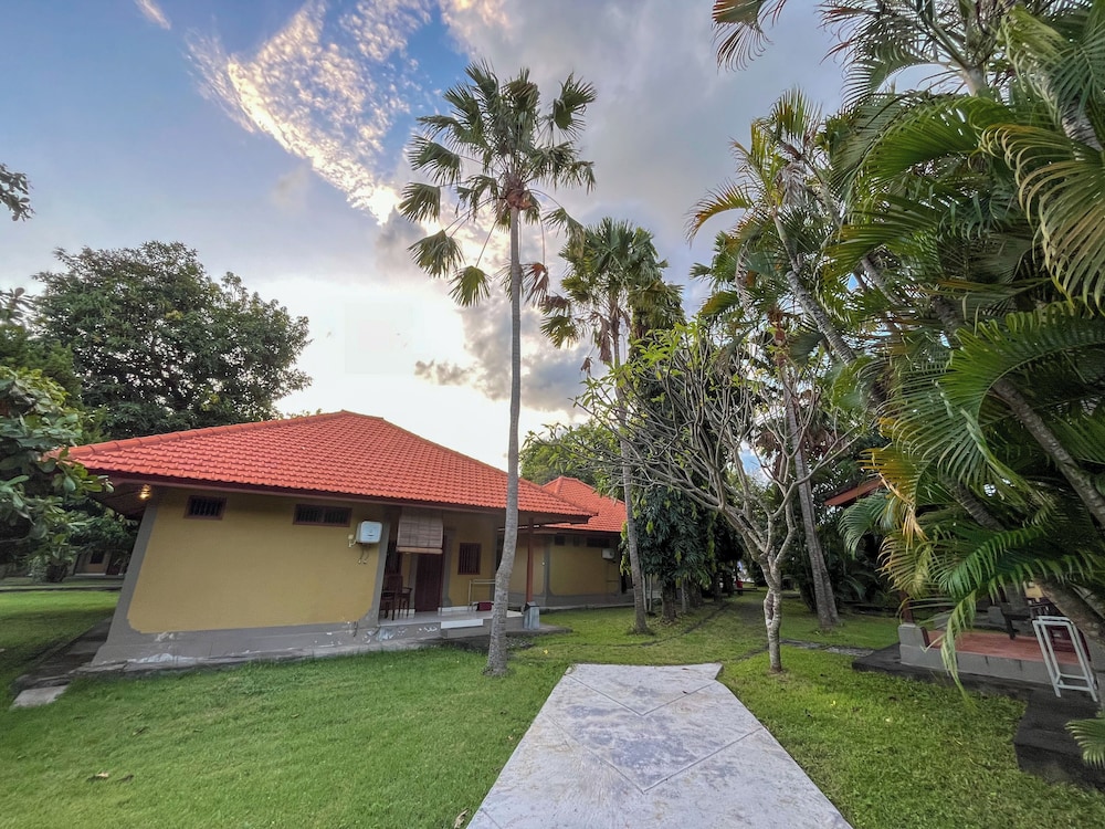 Suji Bungalow 61/66