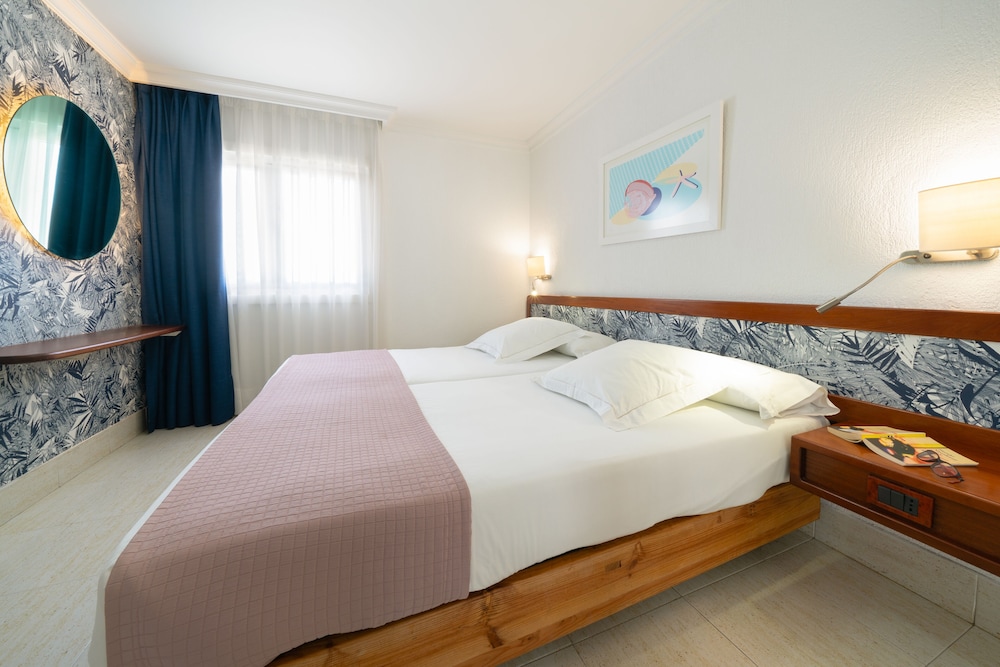 Plus Fariones Apartments 30/73