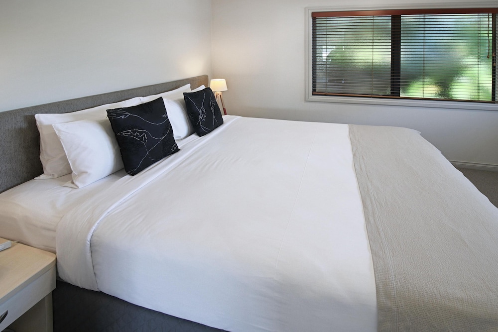 Whangaparaoa Lodge Motel 13/70