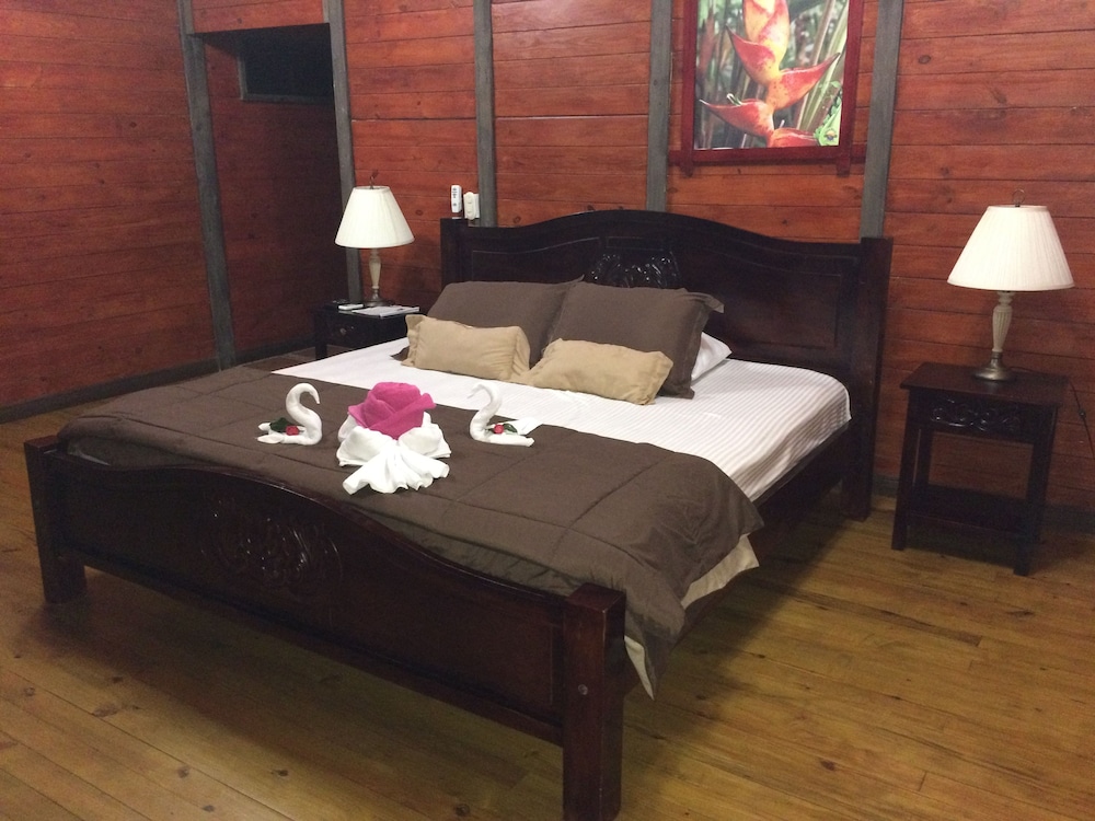 Blue River Resort Hot Springs and Spa 19/64