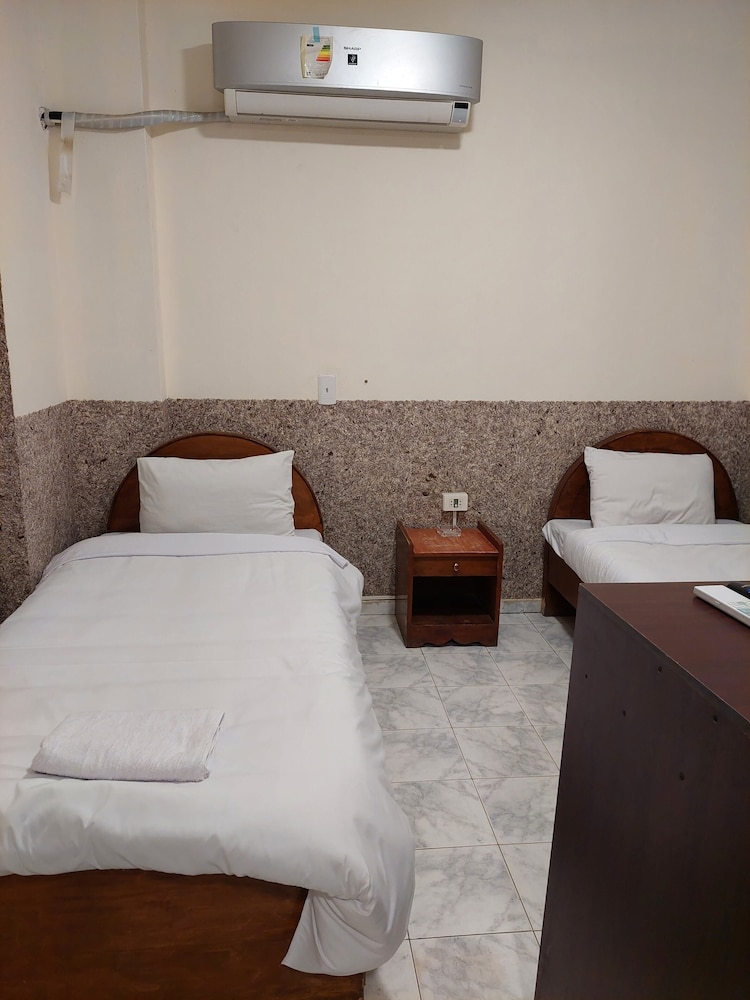 Canary Hotel 19/50