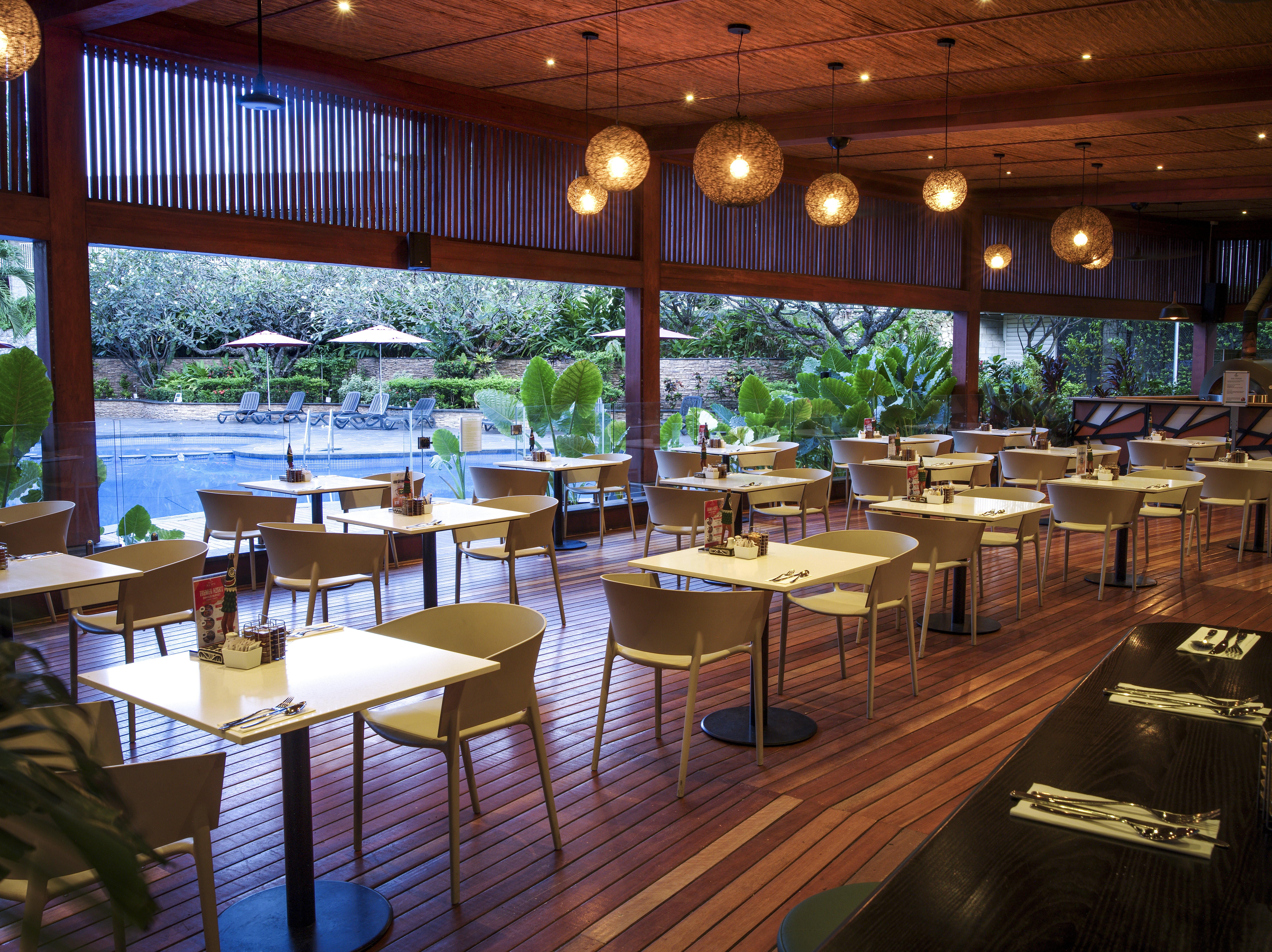 Holiday Inn Port Moresby 55/79