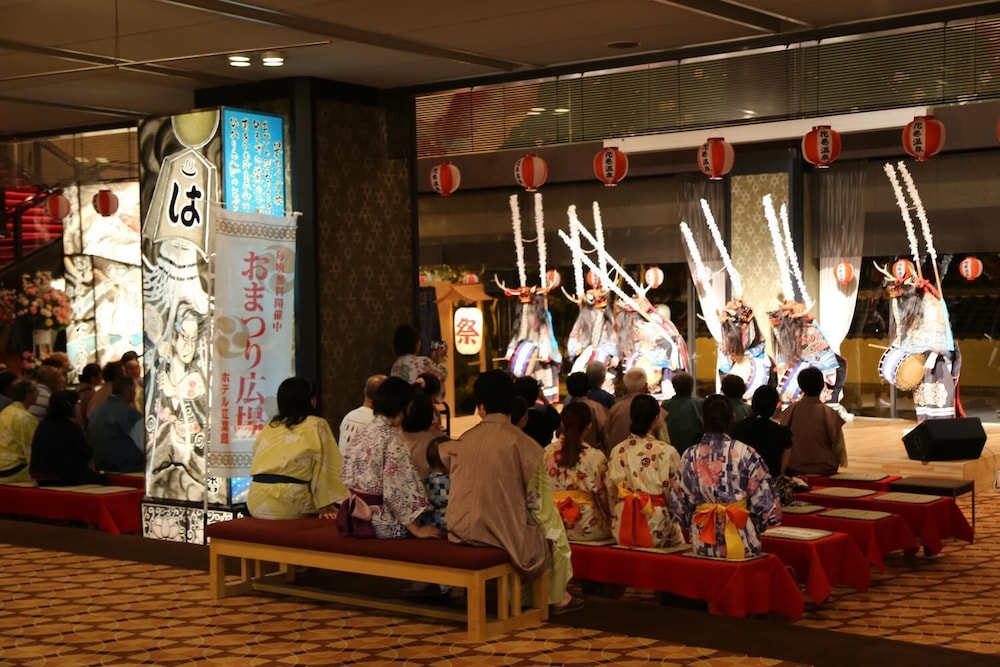 restaurant-cafeteria