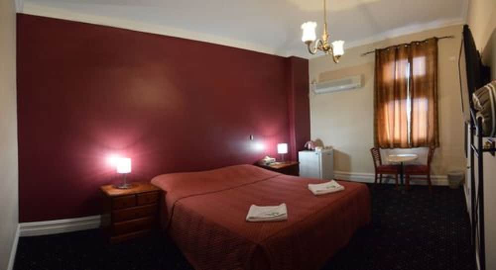 Renovated, King Bed