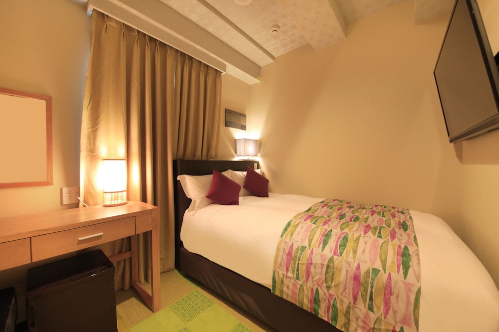 Semi Room, Standard, Semi Double Bed