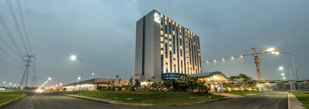 Enso Hotel 8/50