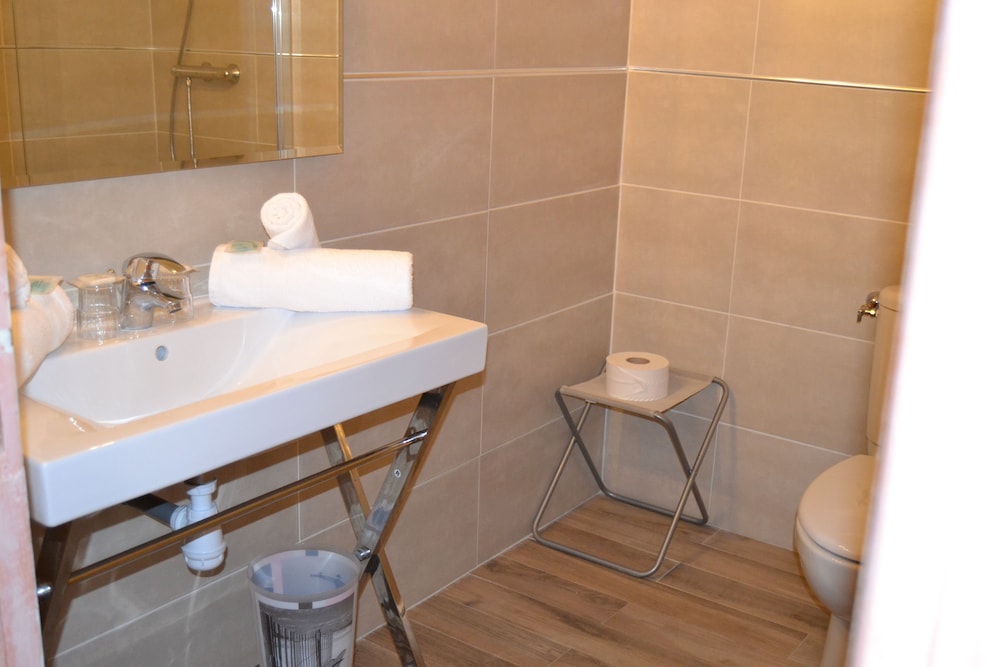 Hotel Cyrnea 23/39