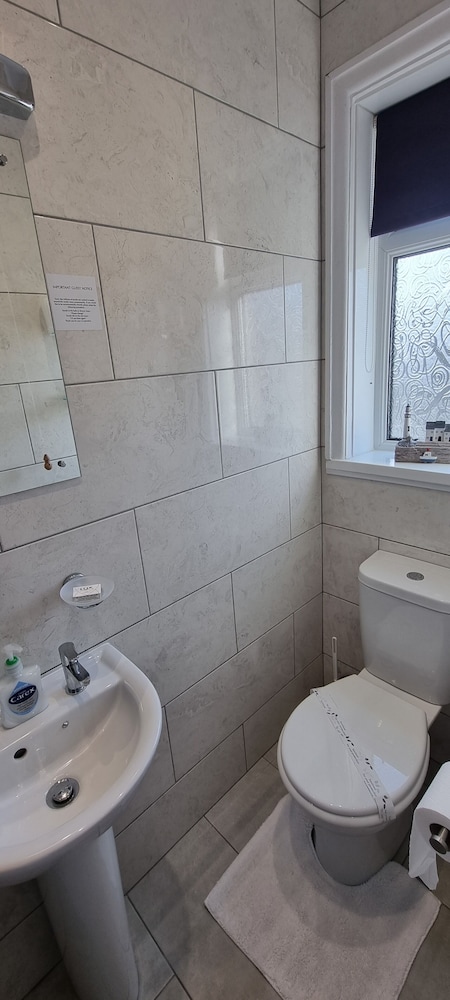 Toulson Court - Guest house 46/50