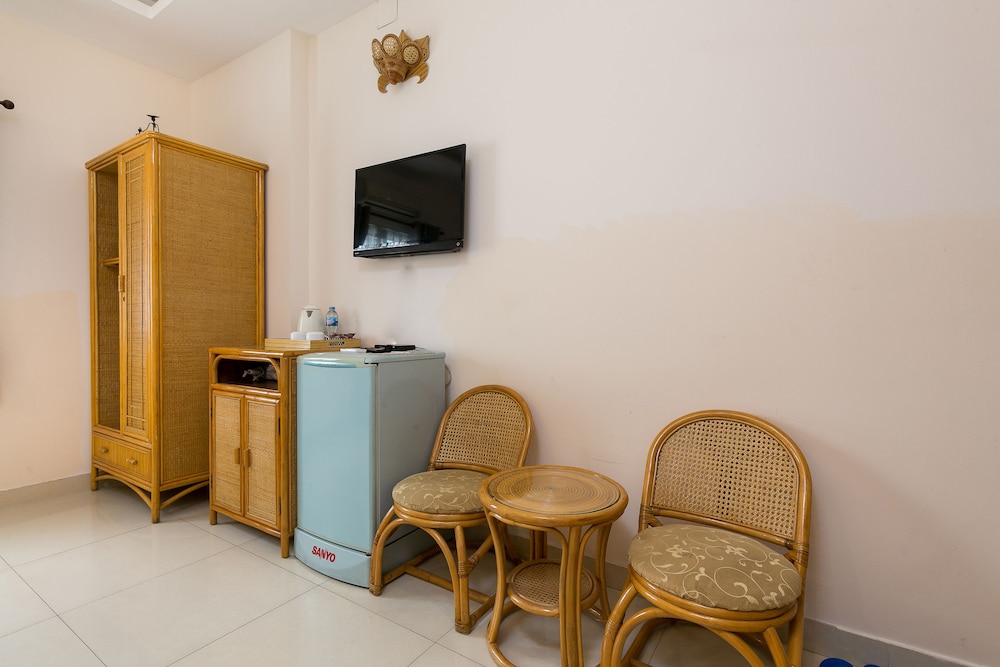 Calmette Hotel 41/50
