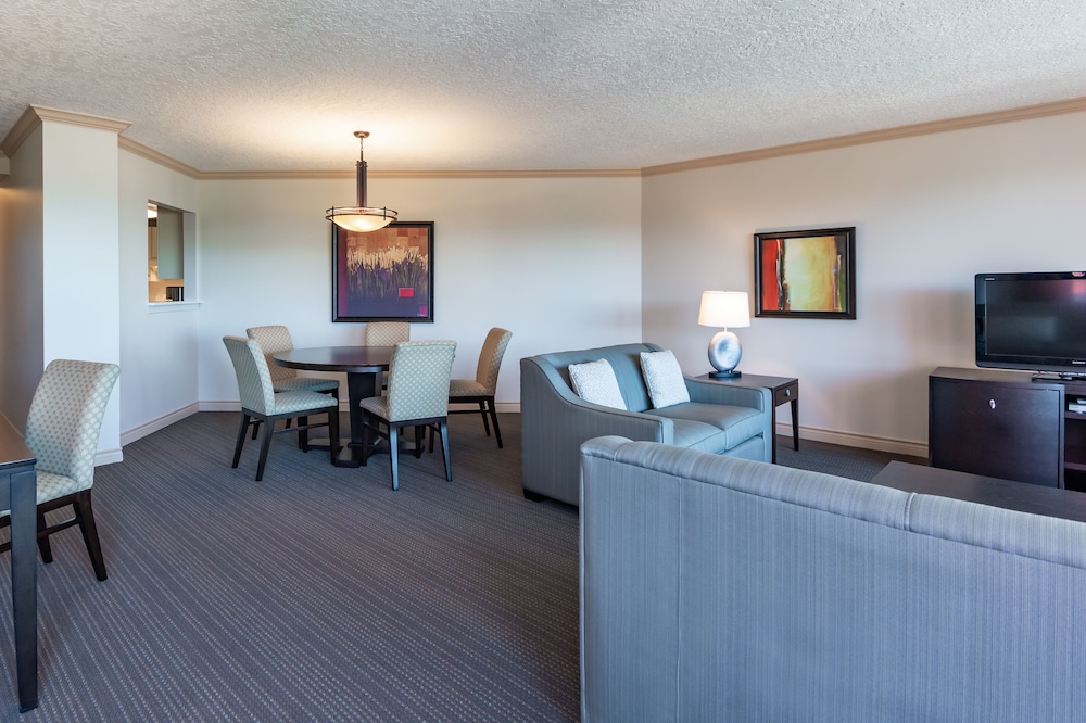 Victoria Regent Waterfront Hotel & Suites 59/86