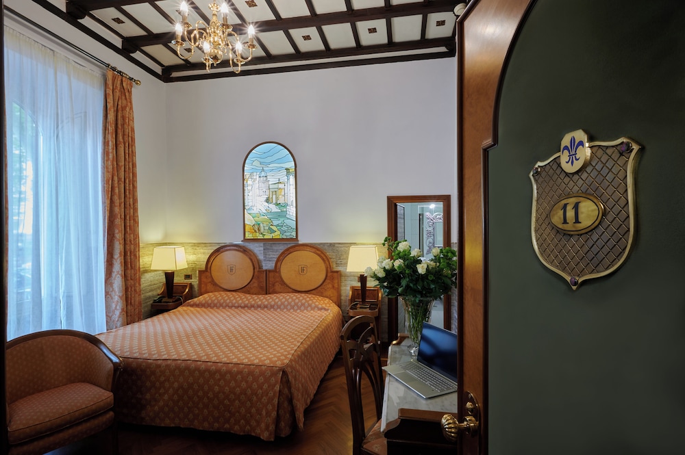 Hotel Farnese 52/69