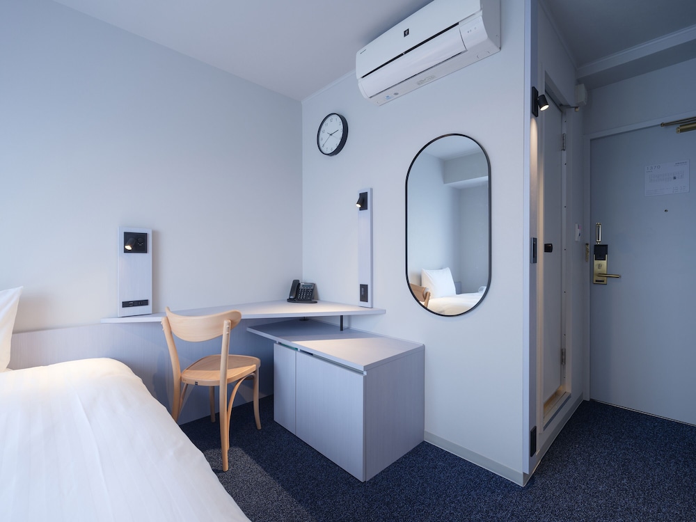 Toyoko Inn Tokyo Haneda Kuko No 2 26/57